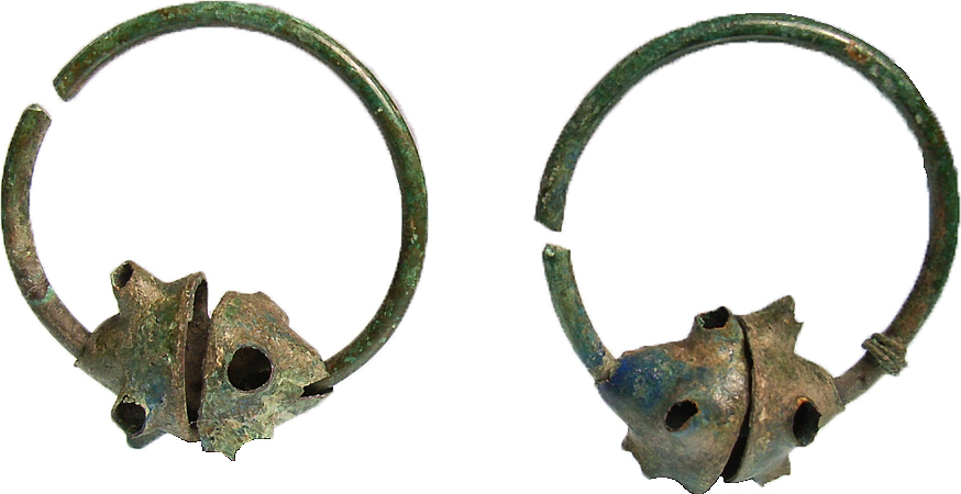 Late Roman Byzantine earring pair, antique jewelry Byzantium