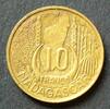 Madagaskar 10 Francs S.6 / Al-Bro / Marianne - Inselkarte,Gehörn eines Zebus -