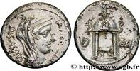 THE REPUBLIC (280 BC to 27 BC) Denier CASSIA Rome 55 AC. (18,5mm, 3,01g, 10h) -