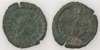 VALENTINIEN II (375-392) Nummus VALENTINIANVS II R/ VICTORIA AVGGG, TTB/TTB+ -