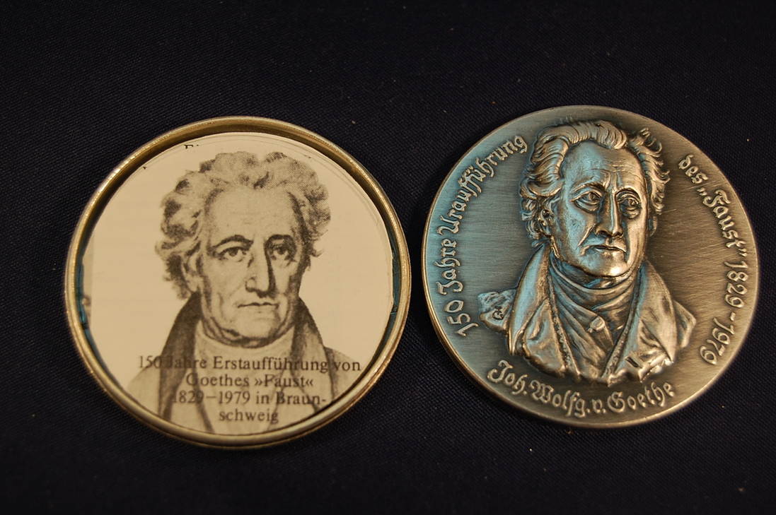 Goethe deutschland. Гете на прозрачном фоне