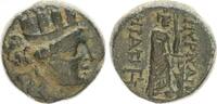 Antike / Phrygien, Apameia Provinzialprägung AE 16 Phrygien AE 16, Apameia Av. Artemis RV: Artemiskultstatue -