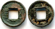 Weltmünzen 73-33 BC - W. Han dynasty. Unlisted chicken eye Ji Mu Wu Zhu w/bar on obv., Em -