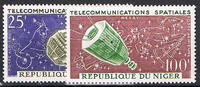 Niger 25 - 100 Francs Michel-Nr. 59 - 60, Weltraum-Fernmeldewesen Postfrisch. -