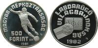 Ungarn 500 Forint Ag Fußball WM in Spanien, Spieler mit Ball, etwas angelaufen -