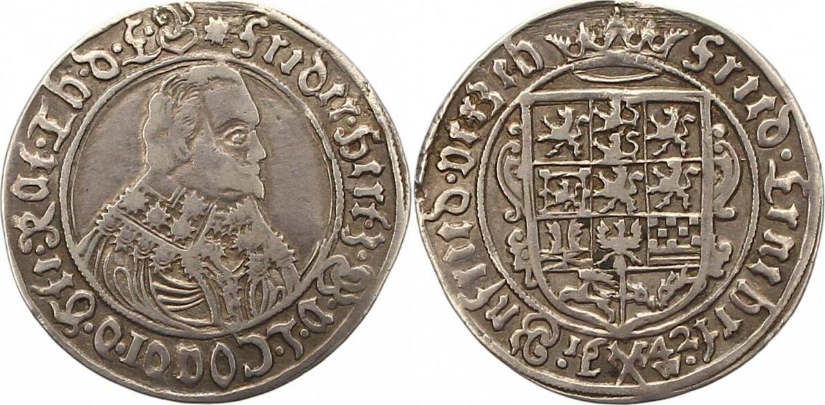 Schwuler Taetowierte Debuetantin Doppelter
