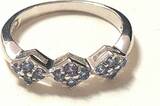 Ring Gr. 60 Zarter Silberring funkelnde blaue Zirkonia DQCZ 925 er Sterling Silber sehr gut