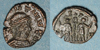 ROMAN EMPIRE Nummus Frappes barbares (vers 307-337). au nom de Constantin. R/: deux soldats -
