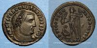 ROMAN EMPIRE Follis Constantin I (307-337). . Héraclée. 3e officine, R/: Jupiter -