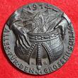 Deutschland Germany Karl Goetz Bronzemedaille Guß Cast Bronze 1918 Russische Bettelkrone England beweint das Russische Volk AU toned