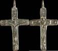 RELIGIOUS CROSS AND CRAFTS Religious Cross, XVI-XVII centuries, 43x26 mm. -