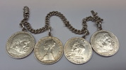 Silberkette mit Münzenanhänger -