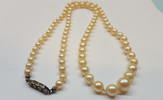 Akoya Perlen Kette Perlencollier Perlenkette 835er Silber Verschluss im Verlauf -