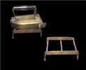 Medieval & later artifacts Rare early bell metal / bronze iron, North European 17th. cent. -