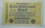 Weimar 10 Millionen Mark Rosenberg Nr. 105 a, WZ: Hakensterne, KN 6 stellig, FZ: BW -
